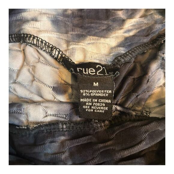 Rue21 Honeycomb Texture Cinched Booty Leggings Womens Size Medium Tiedye - Picture 3 of 3